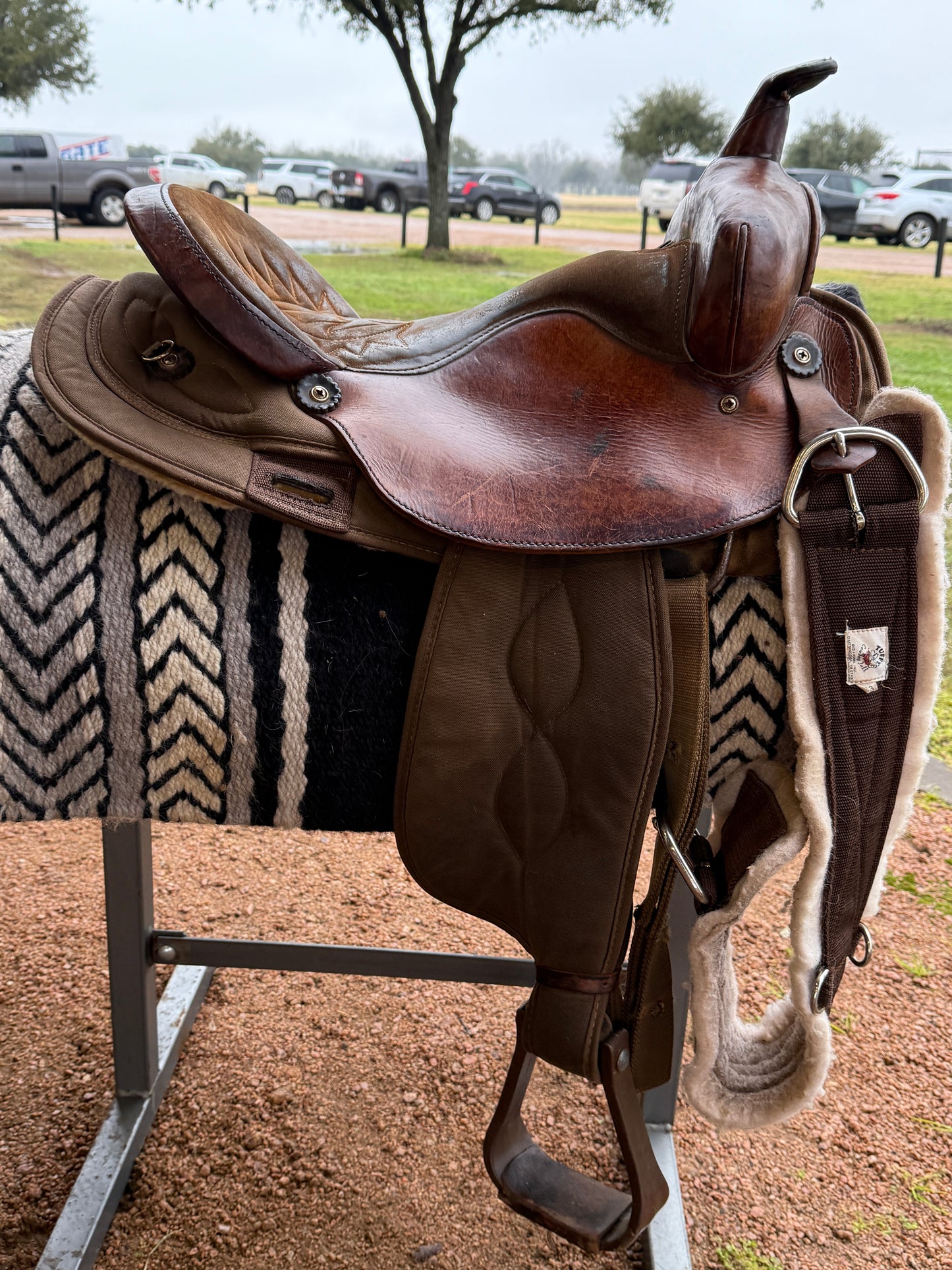 Big Horn Leather / Cordura Wester Saddle, 16” Seat