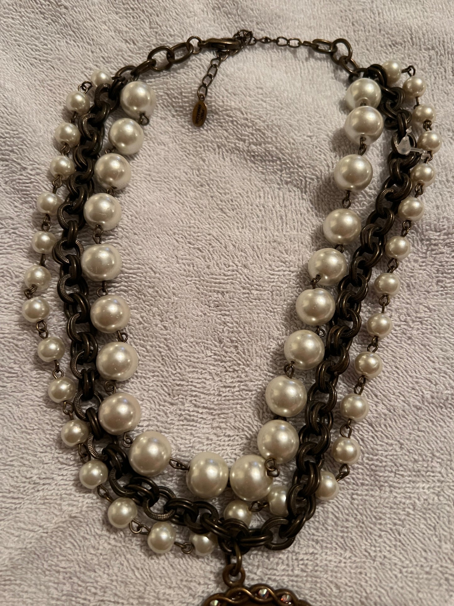 Three-strand Necklace and Pendant (Pink Panache)